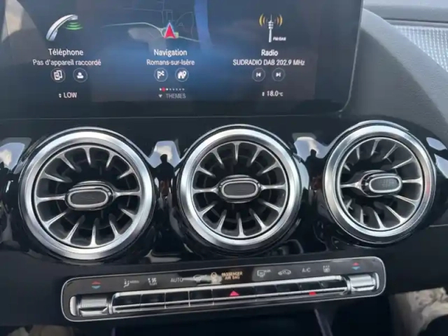 Mercedes Eqa 250+ edition — photo 17