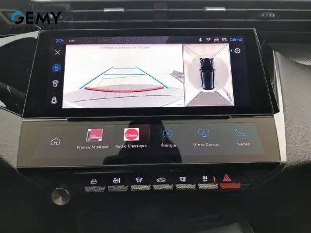 Peugeot 308 phev 225 e-eat8 — photo 31