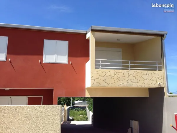 Appartement T4 à 2mn à pied de la plage
