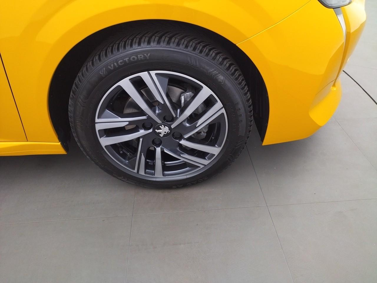Peugeot 208 puretech 100 s&s bvm6 style — photo 26