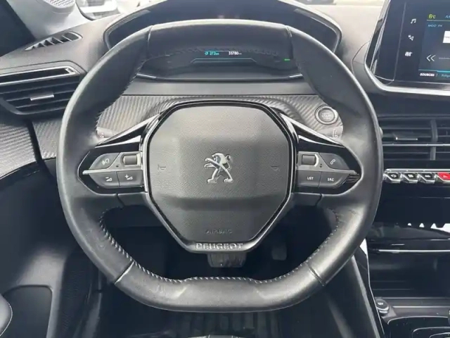 Peugeot 208 electrique 50 kwh 136ch — photo 9