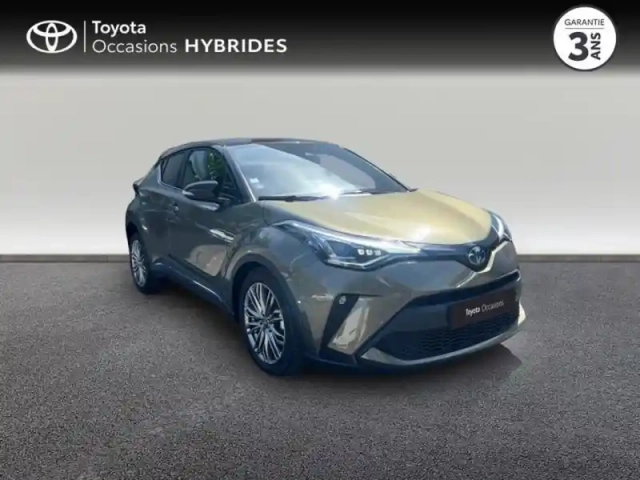 Toyota C-Hr 122h distinctive 2wd e-cvt my22 — photo 5