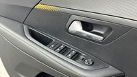 Peugeot 208 PureTech 100 S&S BVM6 — photo 16