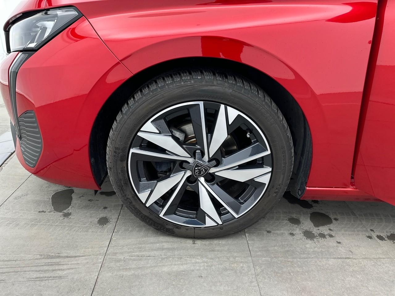 Peugeot 308 puretech 130ch s&s eat8 allure — photo 14