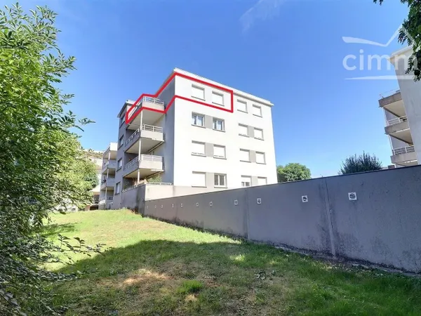 Appartement de 90 .53 + Garage + cave + Ascenceur à Forbach