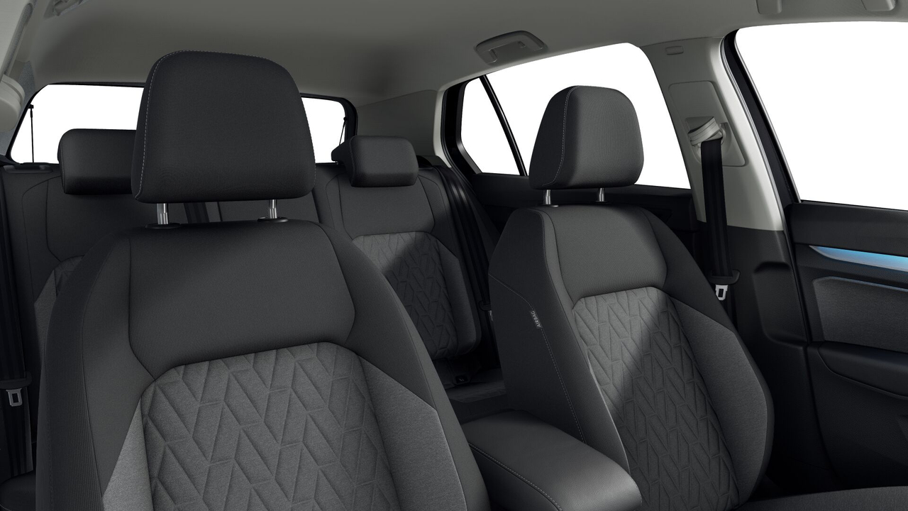 Volkswagen Golf 1.5 eTSI EVO2 116 DSG7 — photo 6