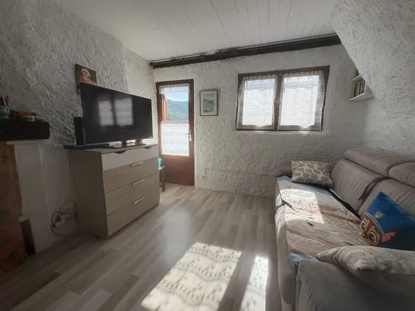 Charmant studio de 32m2 en duplex au coeur du Vieux Tende