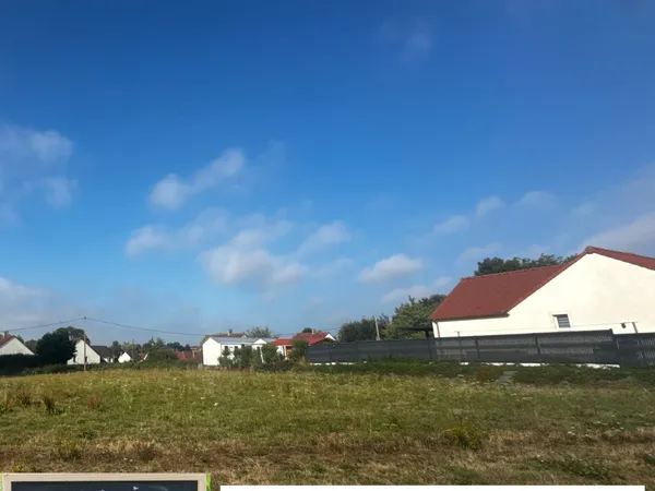 Terrain 1060 m²