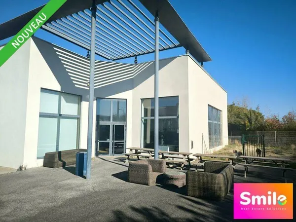 Bureaux 954 m²
