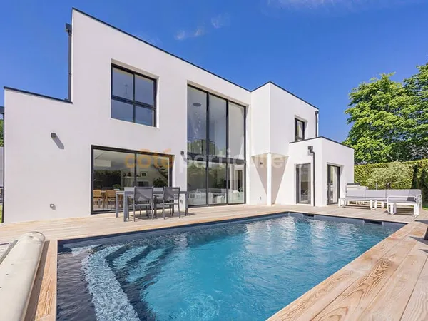 Maison 7 pièces 191 m²