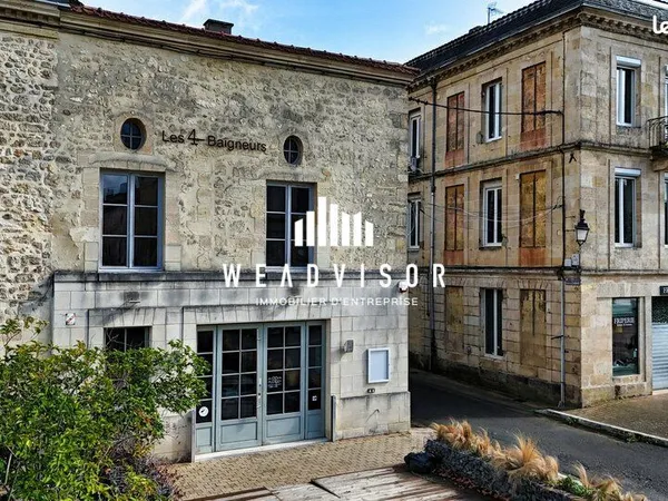 IMMEUBLE 300 m² BOURG