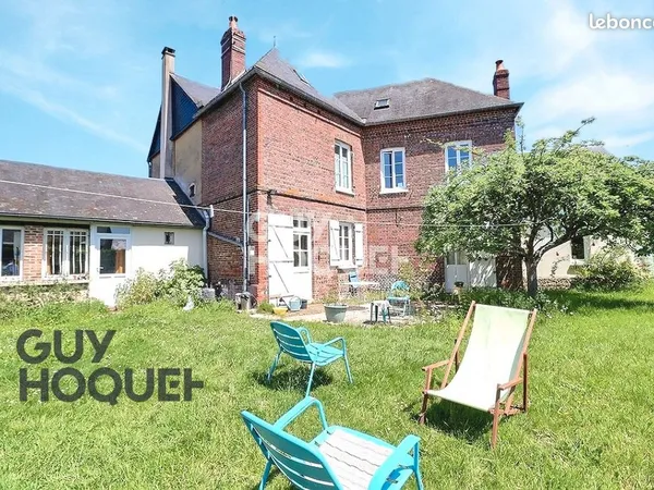 Maison 7 pièces 285 m²