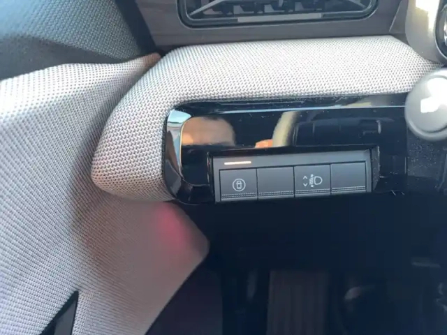 Nissan Micra electrique 52kwh 150ch — photo 63