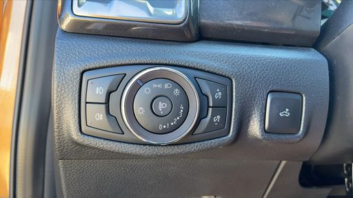 Ford Ranger Double Cabine 2.0 EcoBlue 213 4X4  BVA10 - Wildtrak – 2020 – 105349 km – Diesel – Boîte Automatique — photo 3