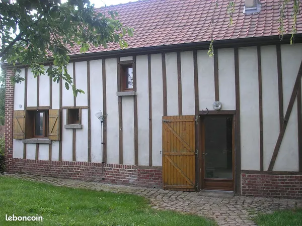 Maison à Warloy-baillon 2 chambres, cour à l'arrière