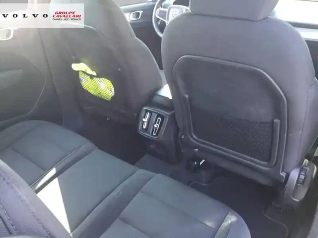 Volvo Xc40 t2 129 ch geartronic 8 — photo 54