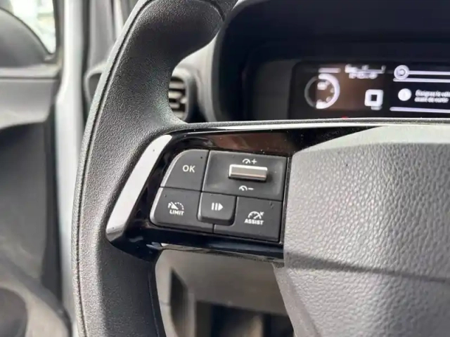 Citroën Berlingo van taille xl 950kg bluehdi 130 s&amp;s bvm6 — photo 38