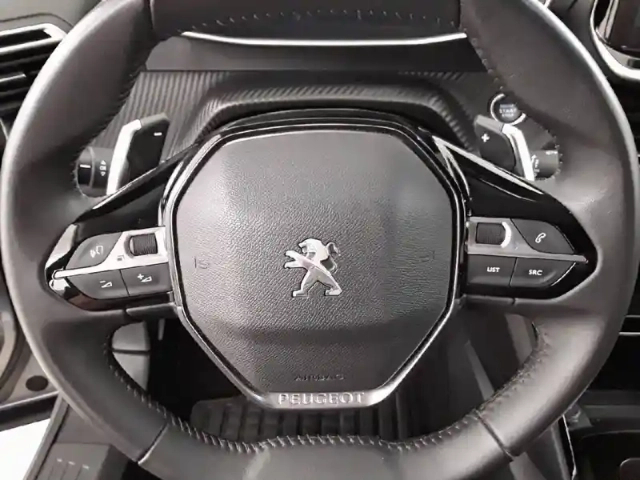 Peugeot 2008 bluehdi 130 s&amp;s eat8 — photo 81