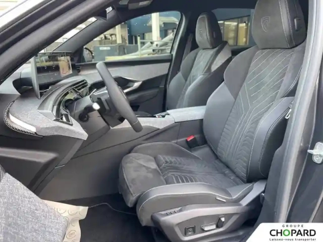 Peugeot 3008 hybrid 145 e-dcs6 — photo 11