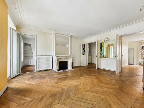 PARIS 10e - PORTE SAINT DENIS 1 - APPARTEMENT FAMILIAL DE 102 M² - 3 CHAMBRES
