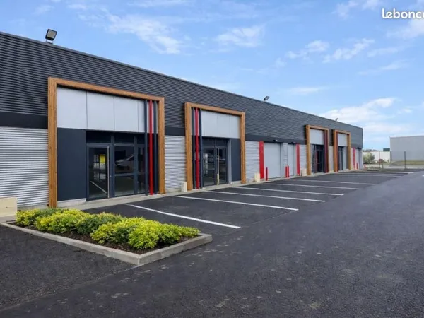 Local commercial 201 m²