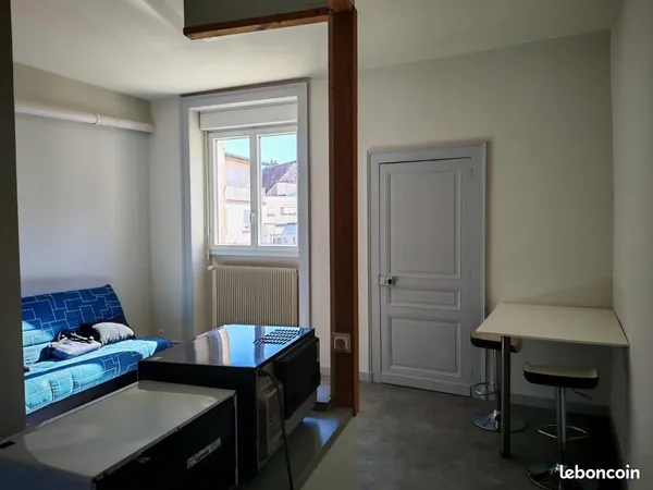 Studio 1 pièce 27 m²