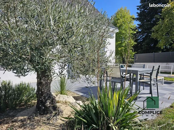 Maison 6 pièces 136 m²