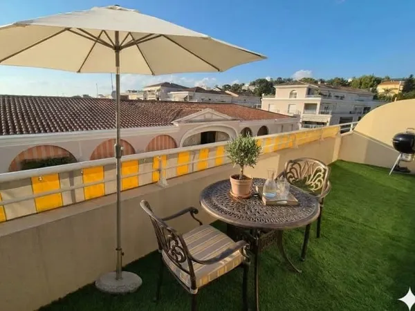 Appartement SEMI-MEUBLÉ - 3 pièces - 66m²