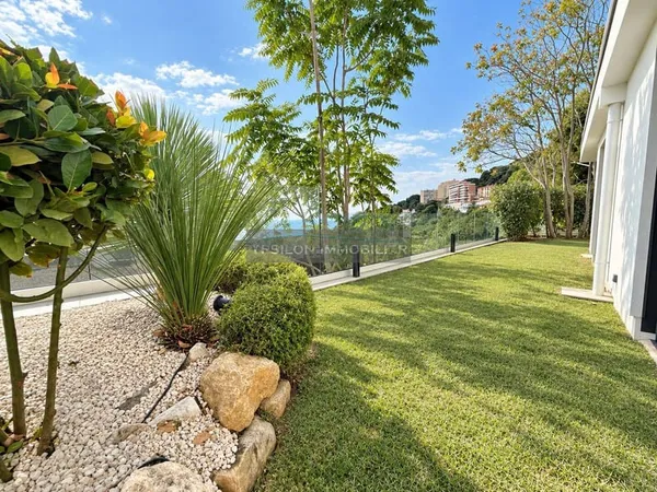 Appartement 5 pièces 183 m²