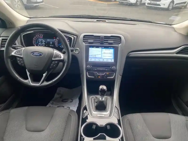 Ford Mondeo 1.5 ecoboost 160ch titanium 5p — photo 3