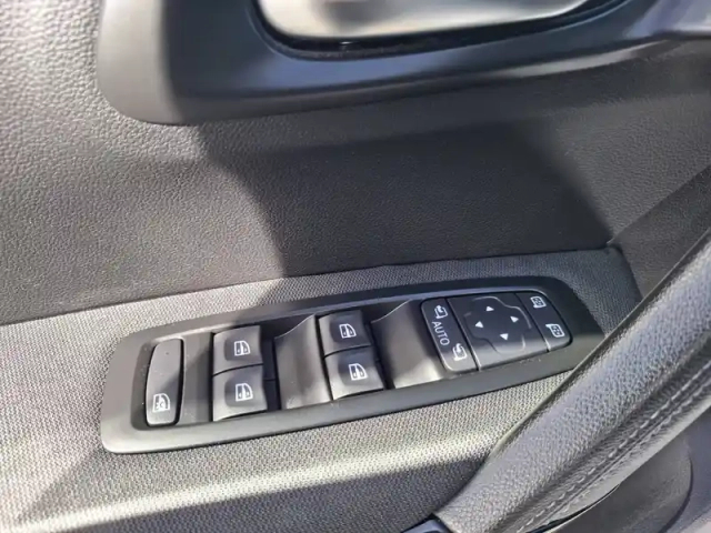 Renault Kadjar tce 140 fap — photo 28