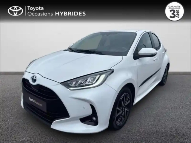 Toyota Yaris 116h design 5p mc24