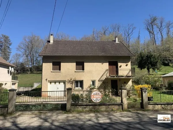 Maison avec jardin