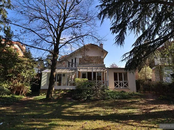 Maison 7 pièces 148 m²