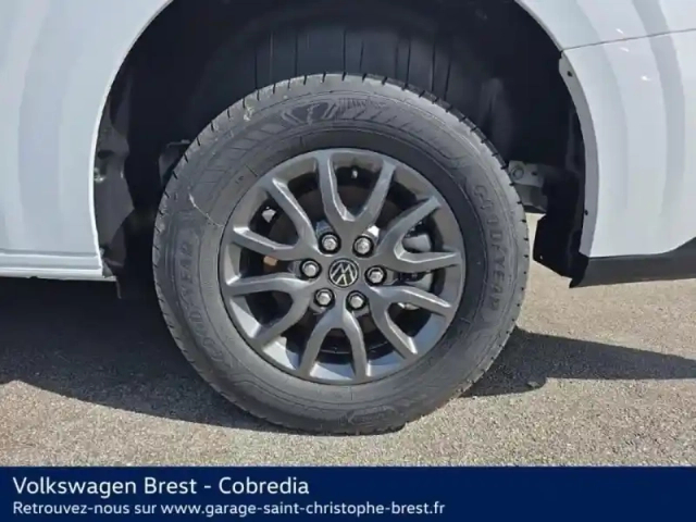Volkswagen Transporter fg van l1 2.0 tdi 150ch business bva8 — photo 15