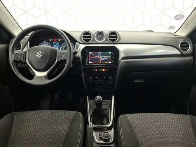 Suzuki Vitara 1.0 boosterjet — photo 11