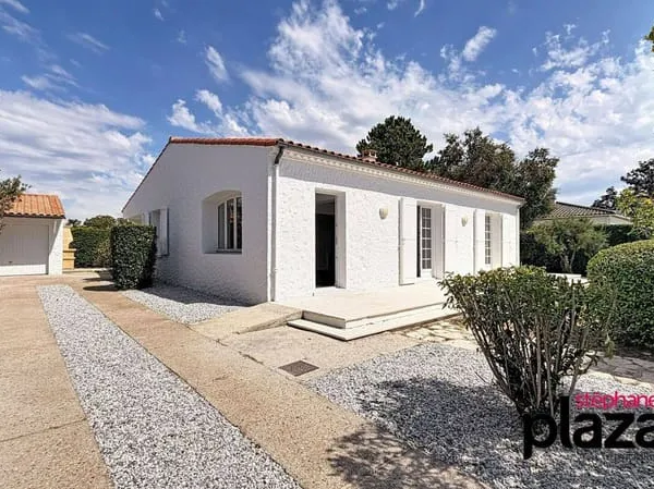 Maison de plain-pied 4 pièces 113 m²