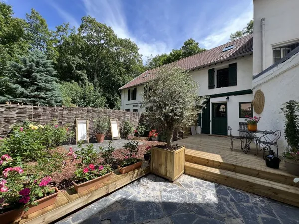 Vends appartement 122m² Triplex avec jardin à Verrières-le-Buisson