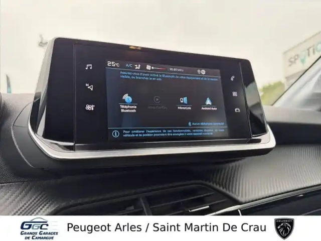 Peugeot 208 puretech 100 s&amp;s bvm6 — photo 19