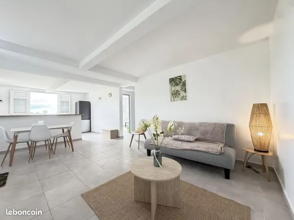Appartement LEMON - T3 Lumineux avec Vue Mer