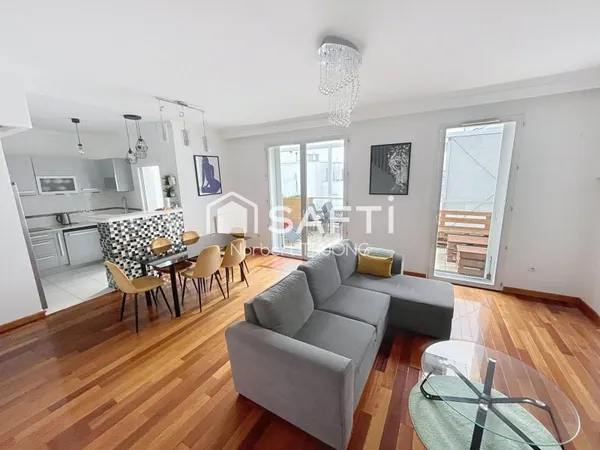 BORDS DE SEINE - DERNIER ÉTAGE - DUPLEX - TERRASSE