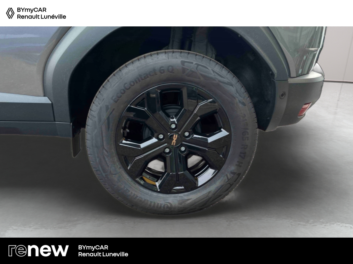 Dacia Duster Hybrid 155 — photo 14