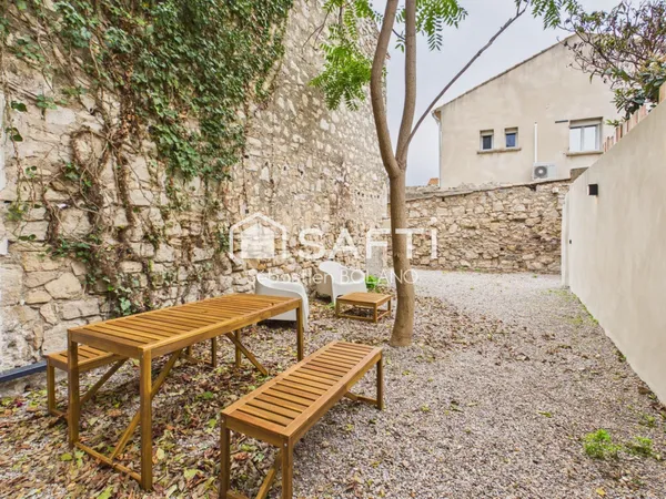 Superbe maison de village entièrement rénovée avec cour et appartement indépendant à Sigean (Aude)