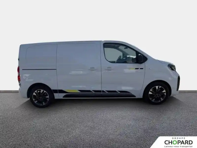 Opel Vivaro fgn sportive diesel 180 ch m automatique — photo 9