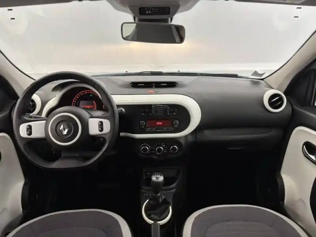 Renault Twingo iii sce 75 - 20 — photo 35