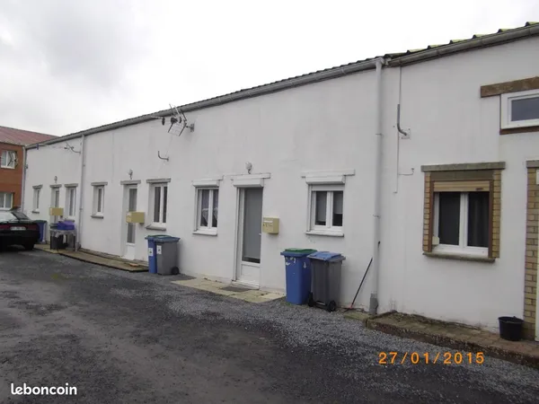 RACHES Beau T3 55m2 libre 01/11