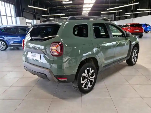 Dacia Duster 1.0 eco-g 100ch journey + 4x2 — photo 6