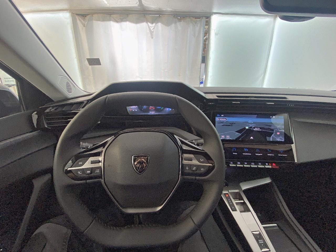 Peugeot 308 hybrid 145 e-dcs6 allure — photo 12