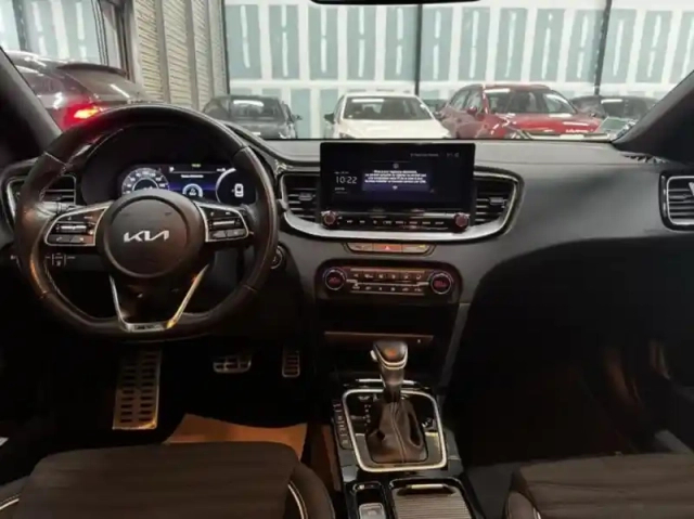 Kia Ceed 1.5 t-gdi 160ch gt line dct7 — photo 9