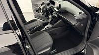 Peugeot 2008 1.2 Hybrid 145ch Style e-DCS6 — photo 15